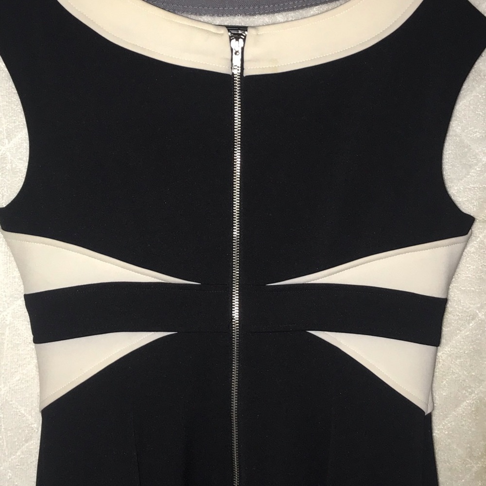Dress - Picture 2 of 5
